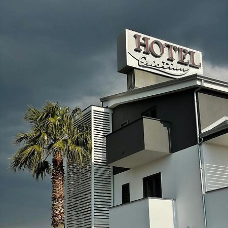 Hotel Cristian Giugliano In Campania Εξωτερικό φωτογραφία
