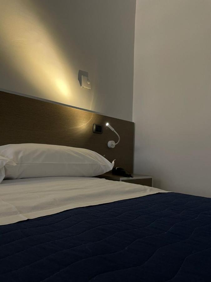 Hotel Cristian Giugliano In Campania Εξωτερικό φωτογραφία