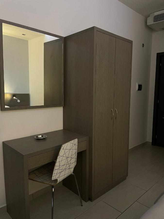 Hotel Cristian Giugliano In Campania Εξωτερικό φωτογραφία