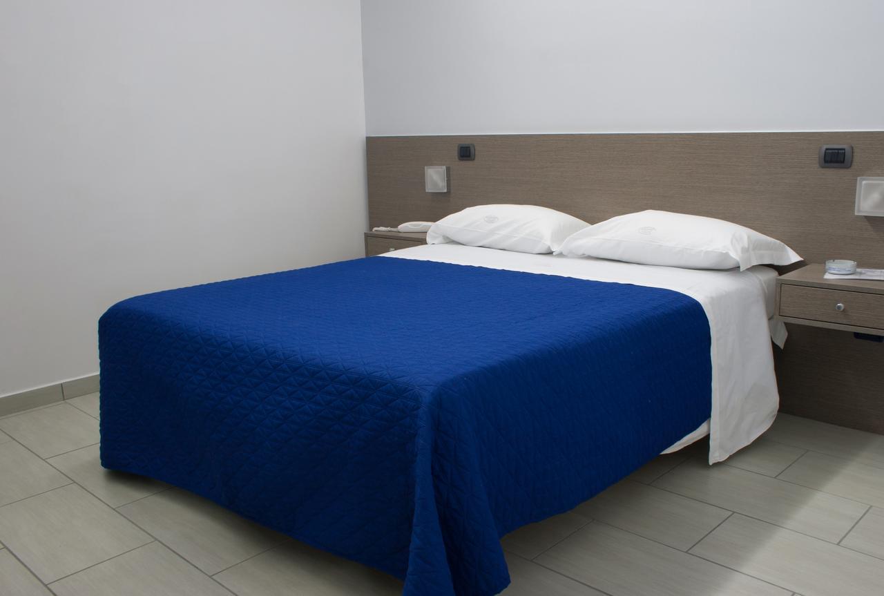 Hotel Cristian Giugliano In Campania Εξωτερικό φωτογραφία